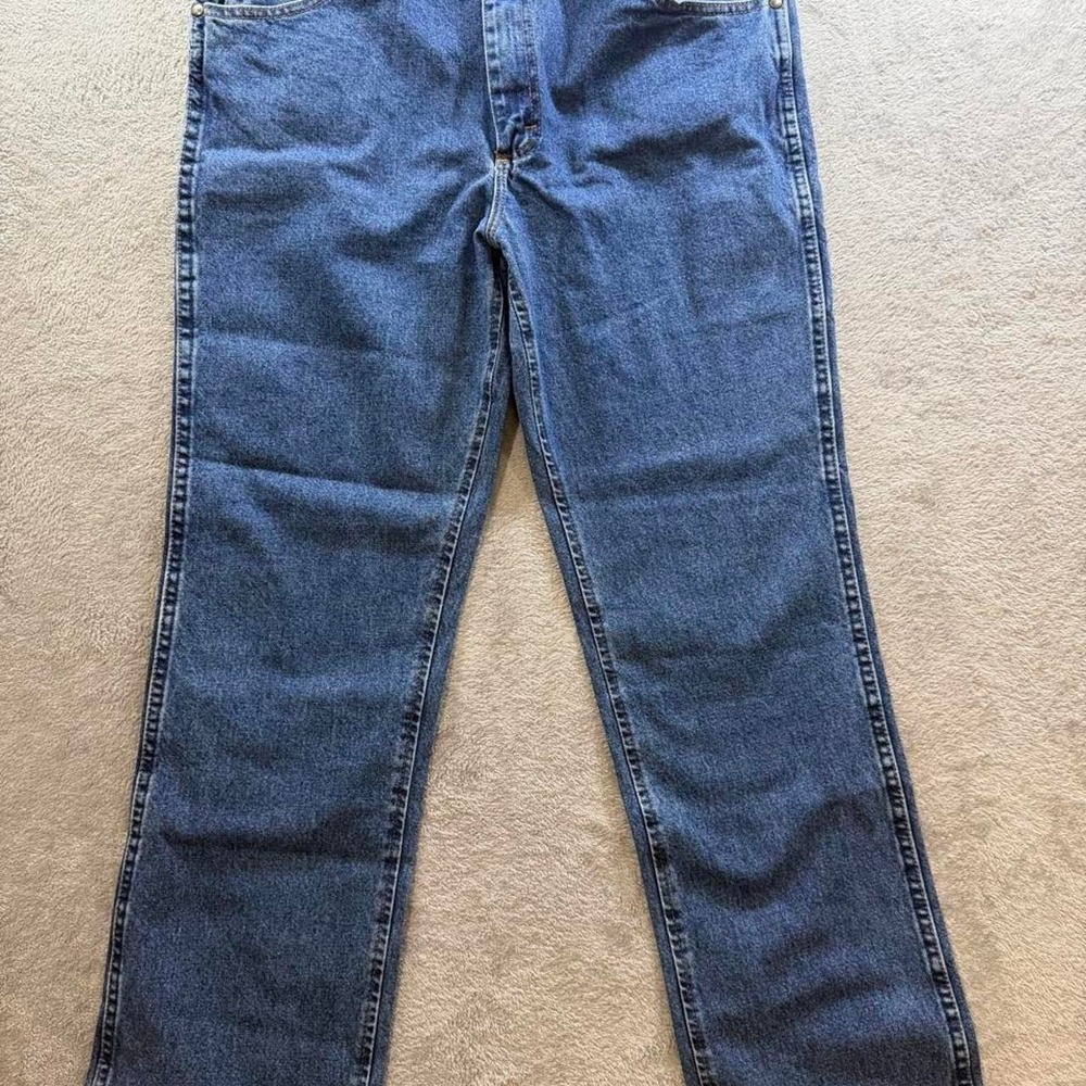 NEW Wrangler Cowboy Cut Premium Performance Jeans – Men's 36x32